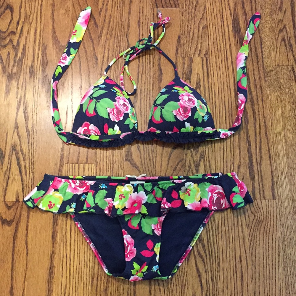 Gilly Hicks Abercrombie Bikini